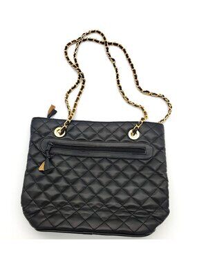 Black Quilted Shoulder Bag Gold Chain Strap Zip Top Classic Handbag